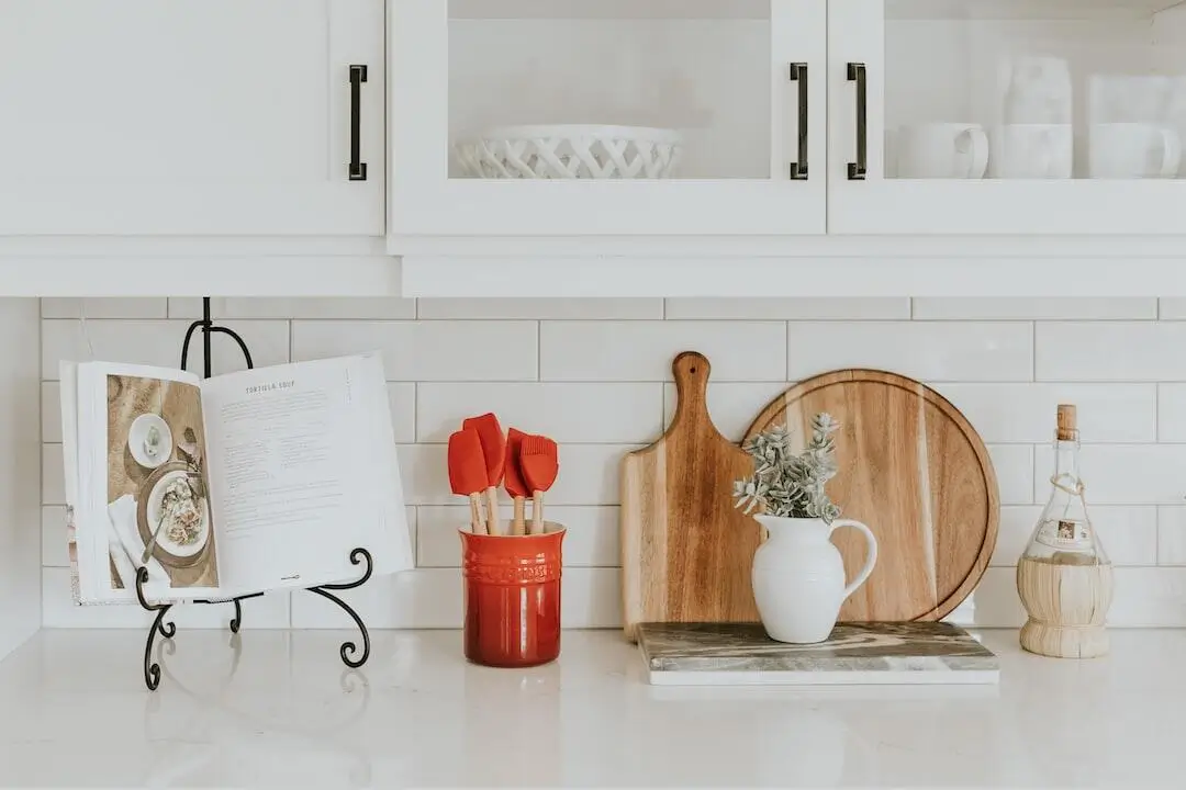 Maintaining a Clean Kitchen in Your Denver, CO Vacation Rental: Tips and Tricks